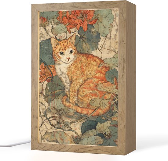 Lampe en bois debout avec imprimé de chat roux parmi des fleurs et des feuilles.