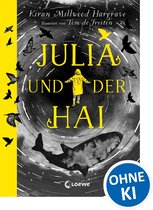 Boek "Julia und der Hai" met een meisje in gele regenjas omringd door vogels en een haai.