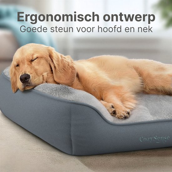Gouden retriever slaapt op een ergonomisch grijs hondenkussen met zachte randen.