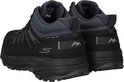 Achterkant paar zwarte middelhoge wandelschoenen, met grijze kraag en logo's.