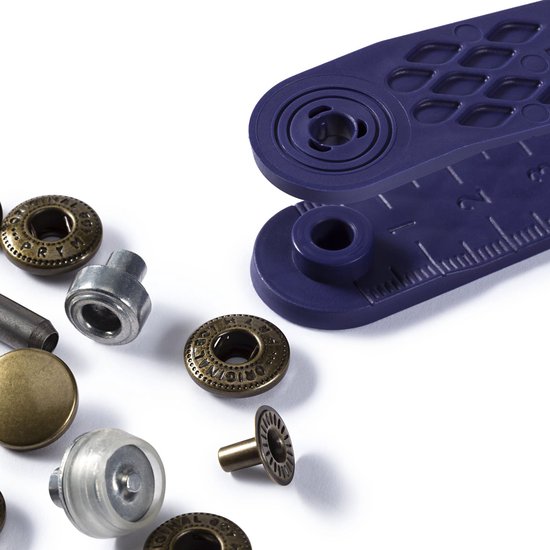 Boutons-pression Prym Anorak, 12mm, laiton vieilli. Pièces détaillées avec pince violette.
