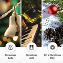 Drie verticale afbeeldingen: een gouden kerstbel, pianotoetsen en bladmuziek met kerstdecoratie.