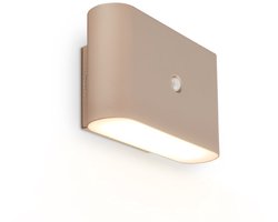 BRILONER Chet – LED Wandlamp oplaadbaar – zonder stroom & boren – met bewegingssensor – warm wit licht – met kleefpad – beige – 16 x 9,5 x 6,5 cm