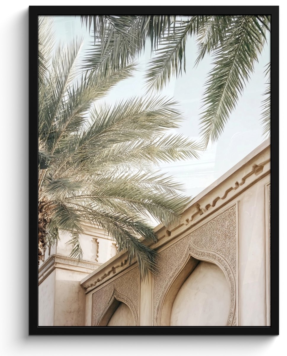 FrameYourWall Poster in lijst - Fotolijst 60x80 cm - Posters - Gebouw - Palmbomen - Beige - Zon - Posterlijst zwart - Decoratie - Wanddecoratie woonkamer - Muurdecoratie slaapkamer
