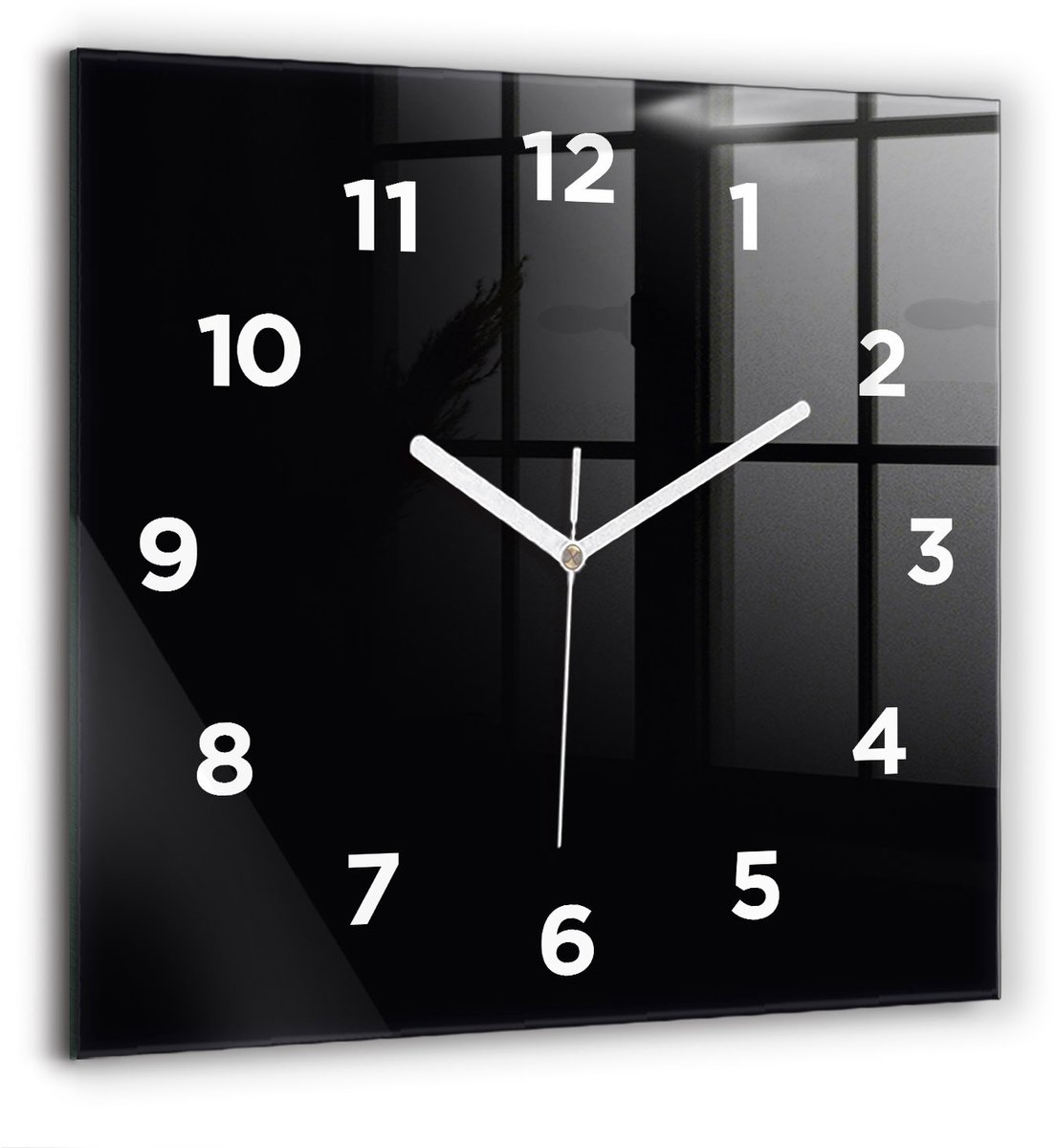 Wallfluent Wandklok - Zwart Vierkante Glazen Wandklok - 60 cm x 60 cm - Zwart Wandklok - Witte Handen - Wandklok Met Cijfers - Stille Wandklok Slaapkamer - Vierkante Glas Klok - Scandinavisch Wandklok - Vierkante Glazen Klok