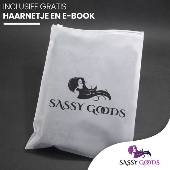 Grijze verpakking met het 'Sassy Goods' logo en de tekst 'Inclusief gratis haarnetje en e-book'.
