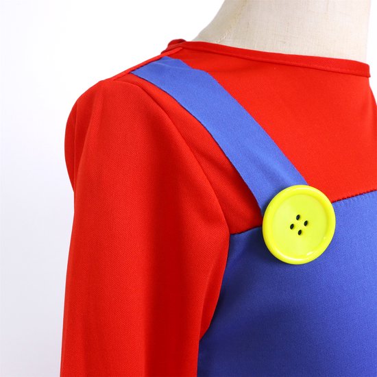 Blauw breteldetail met gele knoop op rood shirt.