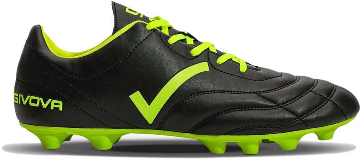 Groene en zwarte Givova voetbalschoenen EU 40, gemaakt van supervezel met TPU zool en opvallend zijlogo.