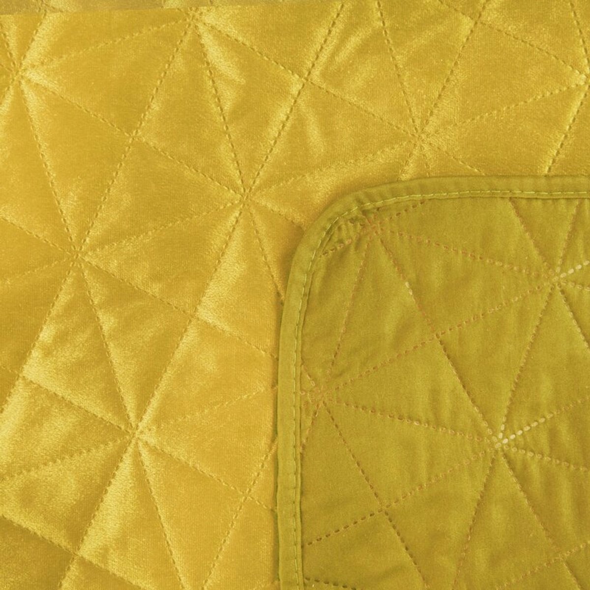 Luxe Velours Bedsprei Luiz3 170x210cm Mosterdgeel