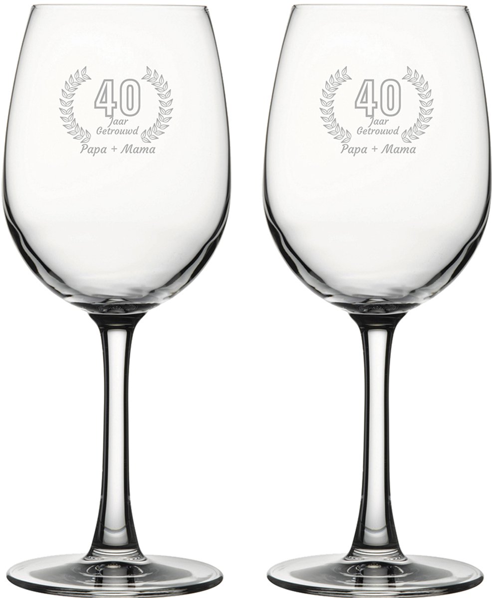 Gegraveerde set witte wijnglazen 36cl Papa + Mama 40 jaar getrouwd