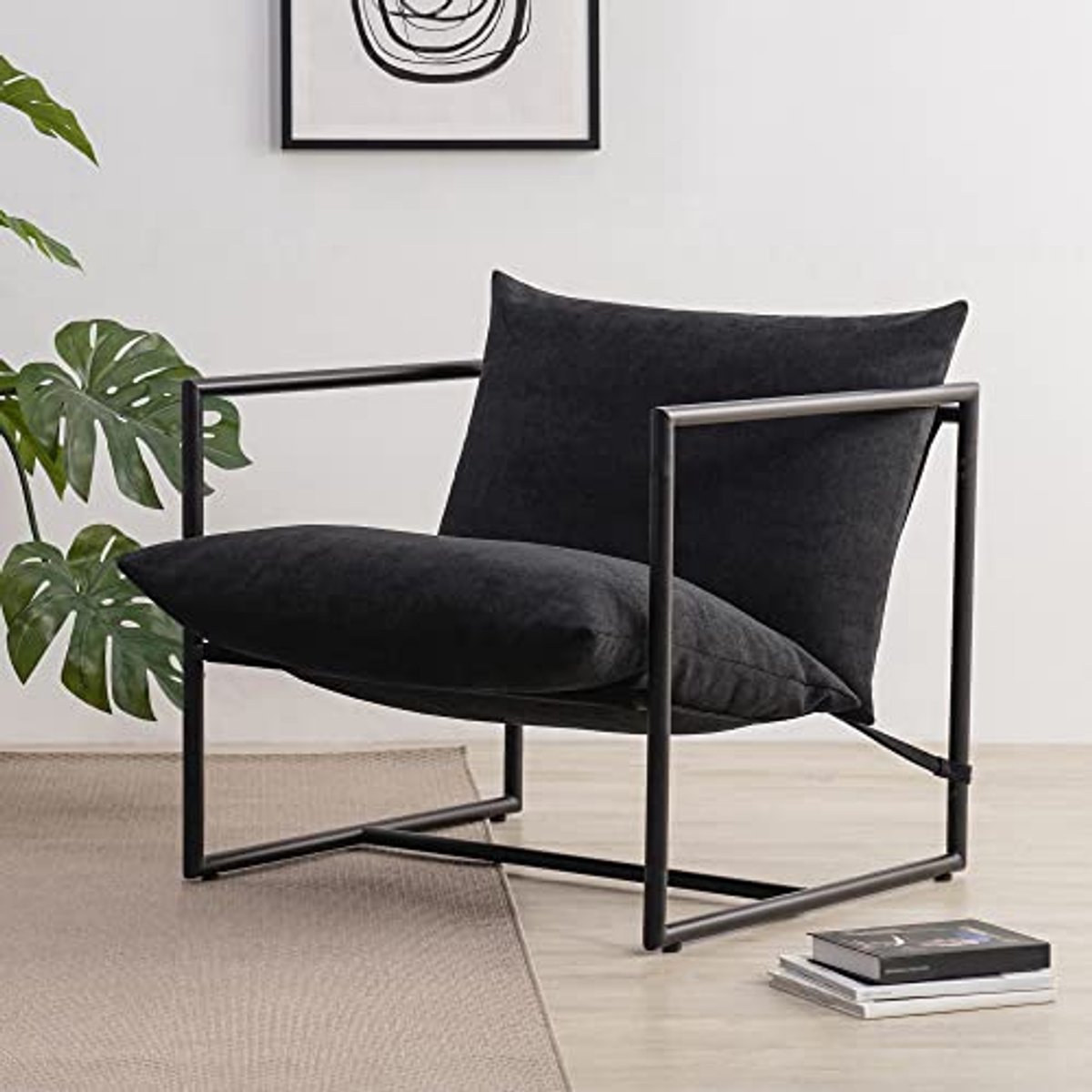 Accentstoel met metalen frame en schuimvulling – Luxe loungestoel voor elke kamer