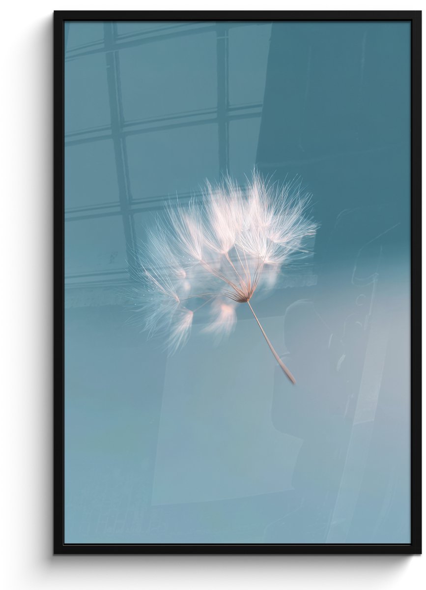 FrameYourWall Poster in lijst - Fotolijst 80x120 cm - Posters - Paardenbloempluisje - Blauw - Lucht - Posterlijst zwart - Decoratie - Wanddecoratie woonkamer - Muurdecoratie slaapkamer