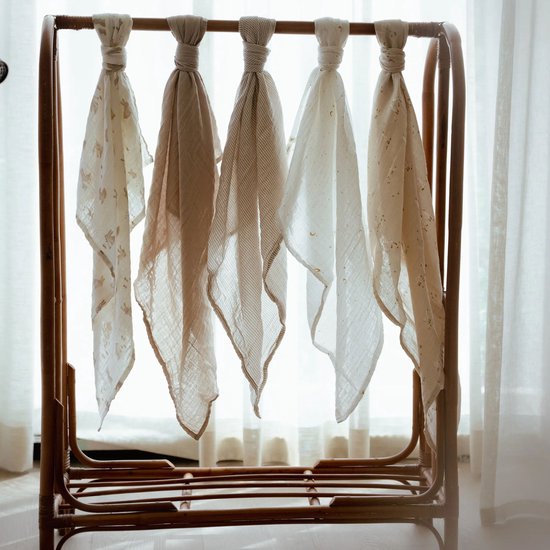 Swaddle - Beige - 120 cm - Newborn Naturals - Little Goose — afbeelding 5