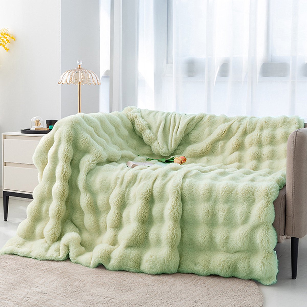 CALIYO Fleece Deken 150 x 200 cm – Superzacht Warm Plaid – Woondeken, Bankdeken, Bedsprei, Dekentje – Geribbeld – Lichtgroen