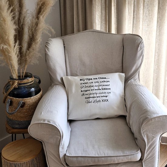 Sierkussen Kussen met tekst bedrukt cadeau | Regels voor Bij Opa en Oma Thuis | wit met vulling | 50x50 cm | vaderdag verjaardag opa man feestdagen sinterklaas kerstmis hoera jullie worden grootouders zwangerschapsaankondiging