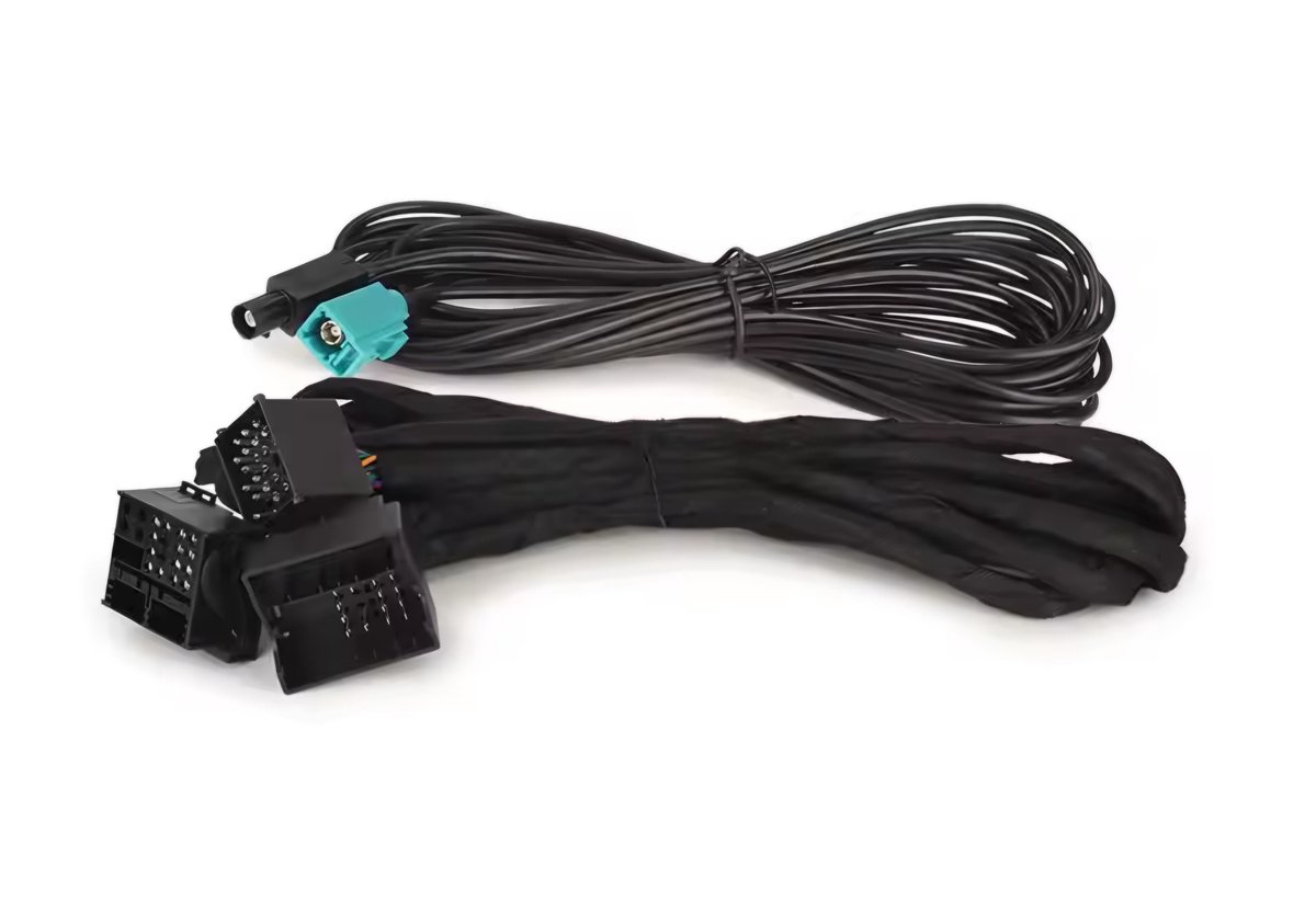 BMW 6m Verleng kabel Radiokabel | Kabelboom geschikt voor BMW 3 5 serie X5 M3 M5 E46 E53 E39 E38 | Blauw & Wit 12 Pin Connector | Quadlock verlengkabel | iso aansluiting Android carplay autoradio