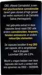 Achterkant van de verpakking met uitleg over CBD, samenstelling en dosering. Bevat 5 mg CBD per capsule.