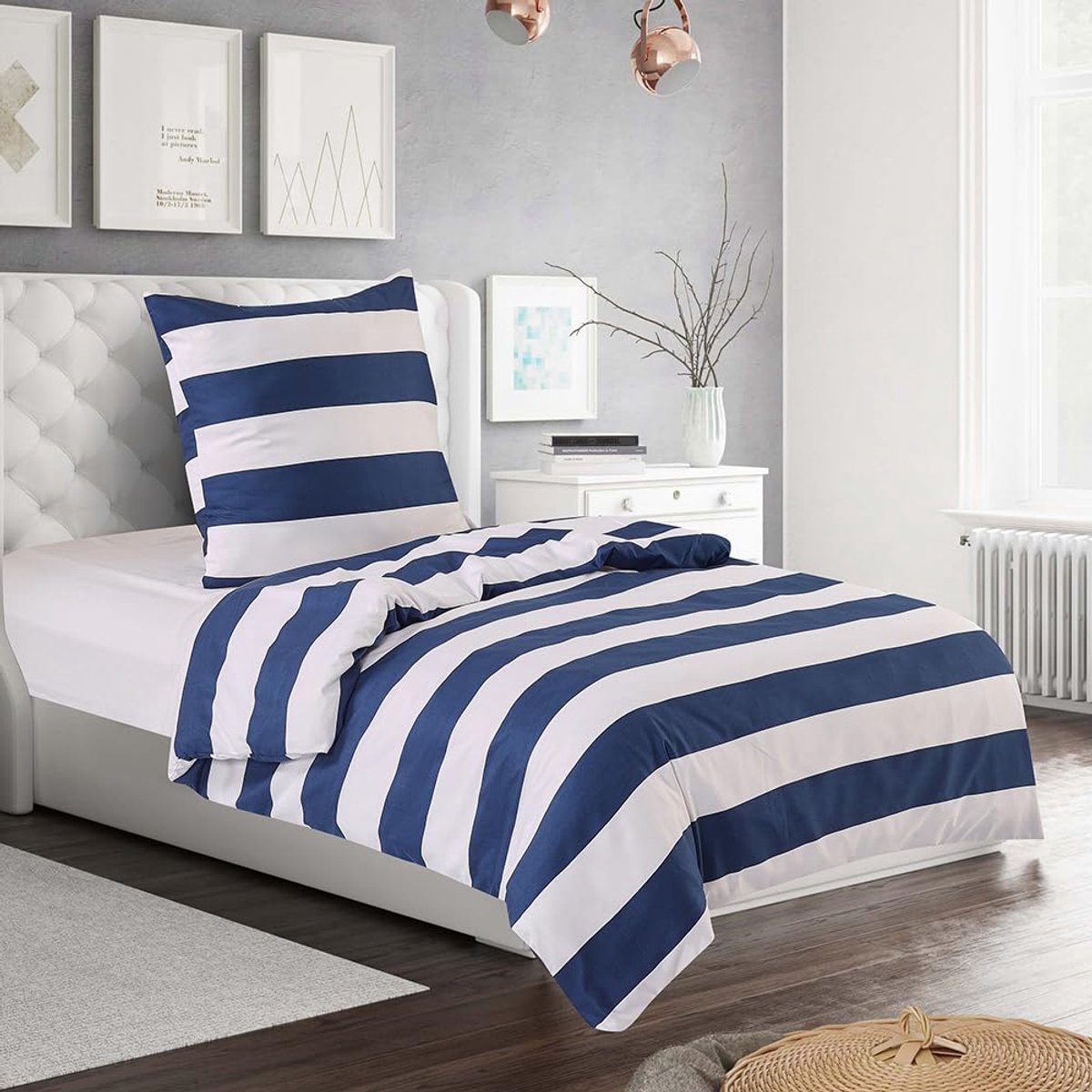 Unyqoos Zachte en strijkvrije microvezel beddengoedset in blauw-wit design Blauw wit