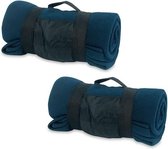 2x Fleece dekens/plaids navy blauw met afneembaar handvat 160 x 130 cm - Woondeken - Fleecedekens