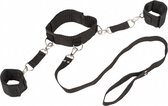 Lola Toys - Bondage Collection - Fetish - Bondage set met halsband en handboeien - Polsbandjes - Met aan de halsband een (honden)riem - PlusSize