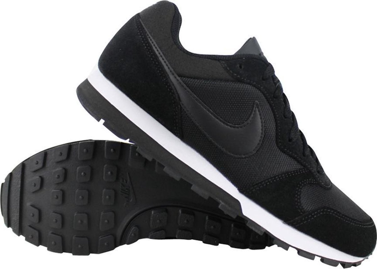 Nike MD Runner 2 fitnessschoenen dames zwart wit 39 bol