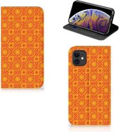 iPhone 11 Hoesje met Magneet Batik Orange