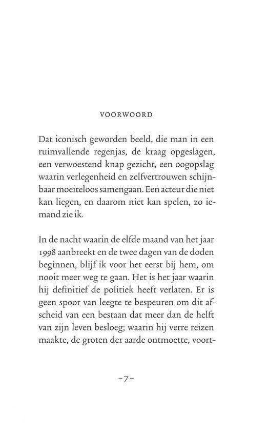 Pagina met voorwoord en tekst over een politicus die de politiek heeft verlaten.