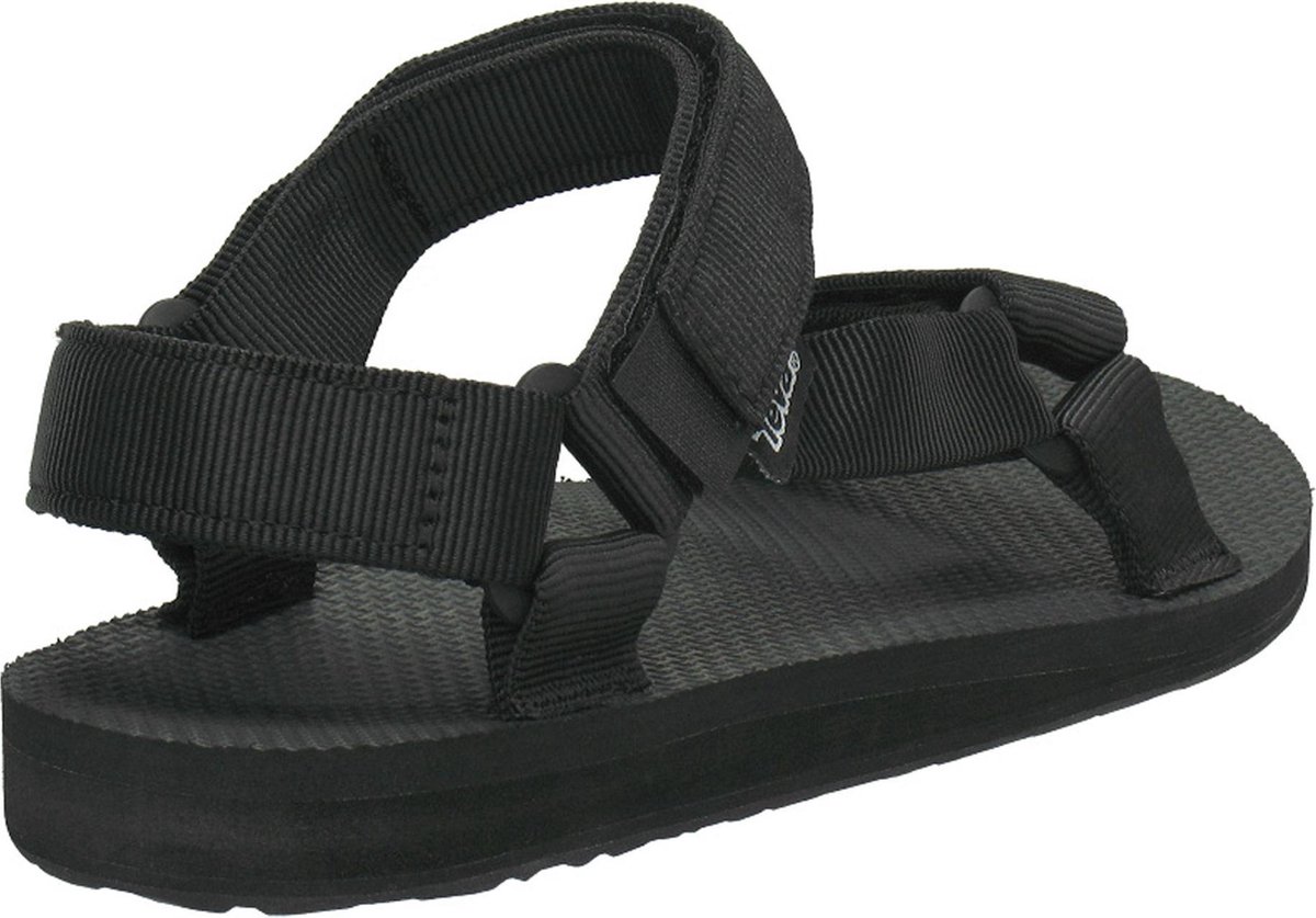 teva universal urban