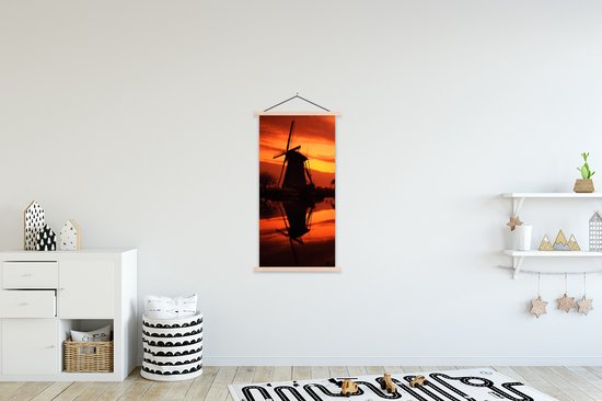 Porte-affiche avec affiche - Affiche scolaire - Moulins à vent au coucher du soleil - 60x120 cm - lattes vierges