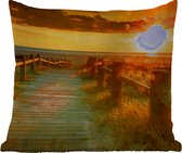 Sierkussen Buiten - Zon - Strand - Duin - Horizon - Gras - Pad - Oranje - 60x60 cm - Weerbestendig