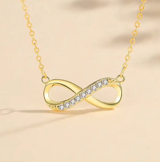 Tot 88% op Regenboog armband en/of ketting gemaakt met Swarovski®-kristallen | Producten