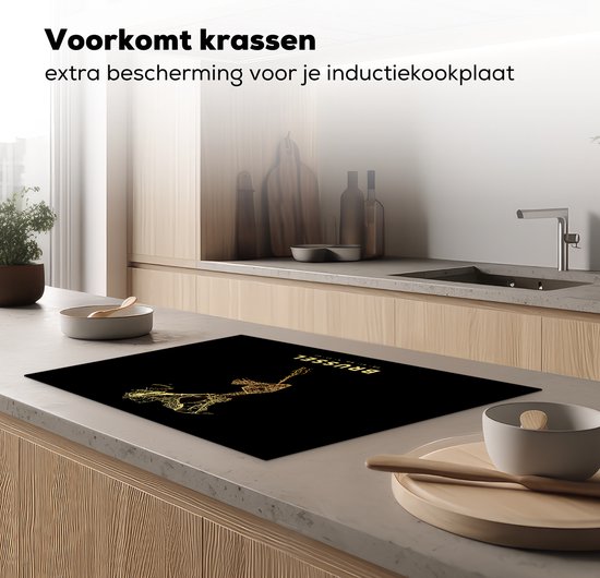 KitchenYeah® Inductie beschermer 78x52 cm - Plattegrond – Kaart - België - Brussel – Stadskaart - Goud - Kookplaataccessoires - Afdekplaat voor kookplaat - Inductiebeschermer - Inductiemat - Inductieplaat mat