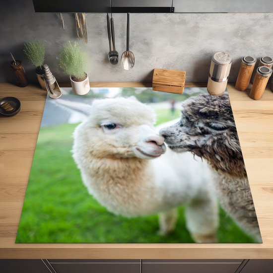 KitchenYeah® Inductie beschermer 78x78 cm - Alpaca - Liefde - Gras - Kookplaataccessoires - Afdekplaat voor kookplaat - Inductiebeschermer - Inductiemat - Inductieplaat mat