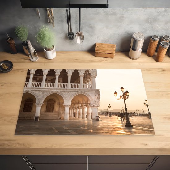 KitchenYeah® Inductie beschermer 78x52 cm - Het San Marcoplein in de ochtend - Kookplaataccessoires - Afdekplaat voor kookplaat - Inductiebeschermer - Inductiemat - Inductieplaat mat