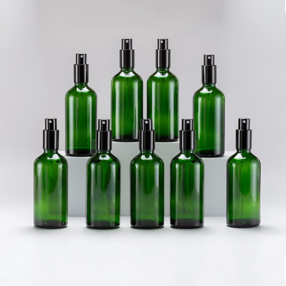 Bol.com Groene spuitfles 100 ml, kleine glazen spuitfles met verstuiver voor etherische oliën, cosmetica, parfum, reiniging, rei... aanbieding