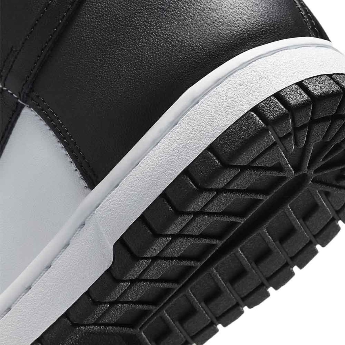 Nike Nike Dunk High PANDA Zwart Wit