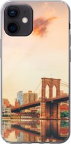Geschikt voor iPhone 12 hoesje - New York - Brooklyn - Bridge - Zonsondergang - Siliconen Telefoonhoesje