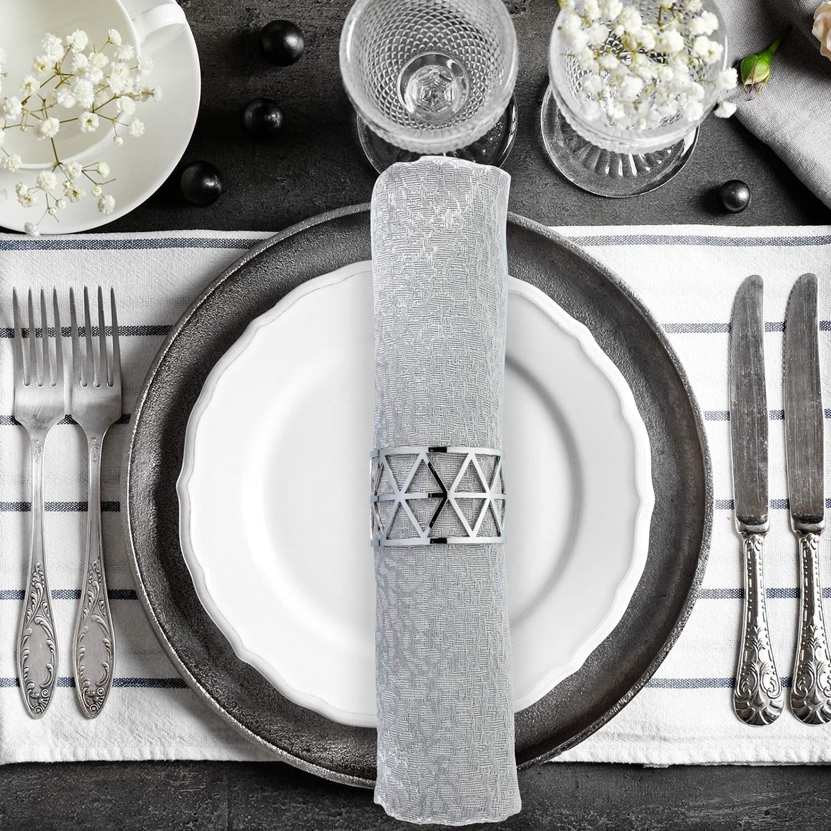 Lot De 8 Ronds De Serviette En Métal Argenté Pour Mariage