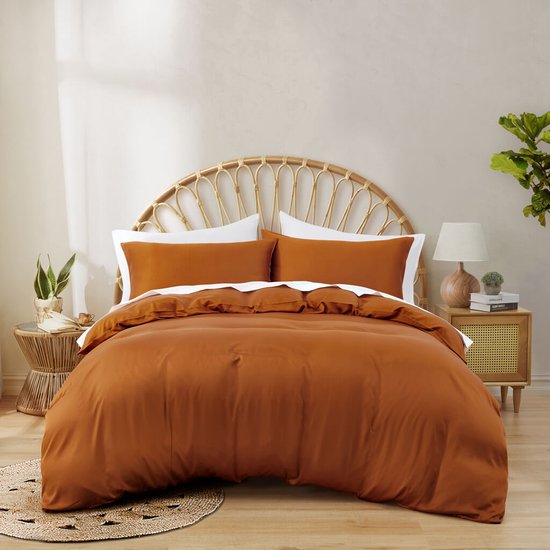 Bamboebaas® premium bamboe dekbedovertrek - Almond orange - 140x200/220 cm - 1-persoons - 100% biologisch bamboe - Antibacterieel - Hypoallergeen - Zijdezacht - Thermoregulerend Bamboebaas® premium bamboe dekbedovertrek - Almond orange - 140x200/220 cm - 1-persoons - 100% biologisch bamboe - Antibacterieel - Hypoallergeen - Zijdezacht - Thermoregulerend
