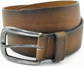 ZAND KLEURIGE CASUAL RIEM VAN 4CM BREED MET GAATJESPRINT. ITALIAANS NERFLEER EN NIKKELVRIJE GESP. MAAT 95