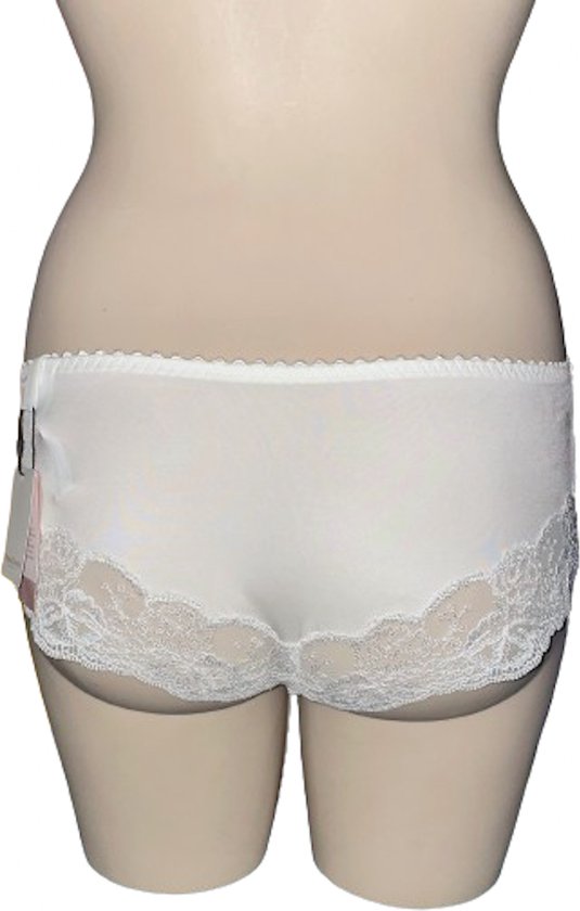 Witte slip met kanten boord aan de achterkant en zachte randjes.