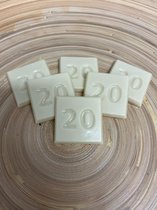 Chocolade cijfer / getal 20 | Verjaardag | Jubileum | Chocola cadeau | Smaak Wit