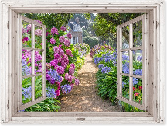 Tuinposter doorkijk bloemen - Wit raam - Tuindecoratie hortensia - 160x120 cm - Tuinschilderij voor buiten paars - Tuindoek - Wanddecoratie tuin - Schuttingdoek - Balkon decoratie - Muurdecoratie - Buitencanvas tuinversiering