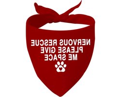 Allecto Plus - Halsdoek voor Honden - Zenuwachtige Reddingshond in Training - Geef Ruimte - Vraag Voorzichtigheid - Huisdier Halsdoek - Hondenhalsdoek met Tekst 'Geef Me Ruimte' - Hondenhalsdoek voor Zenuwachtige Reddingshonden.