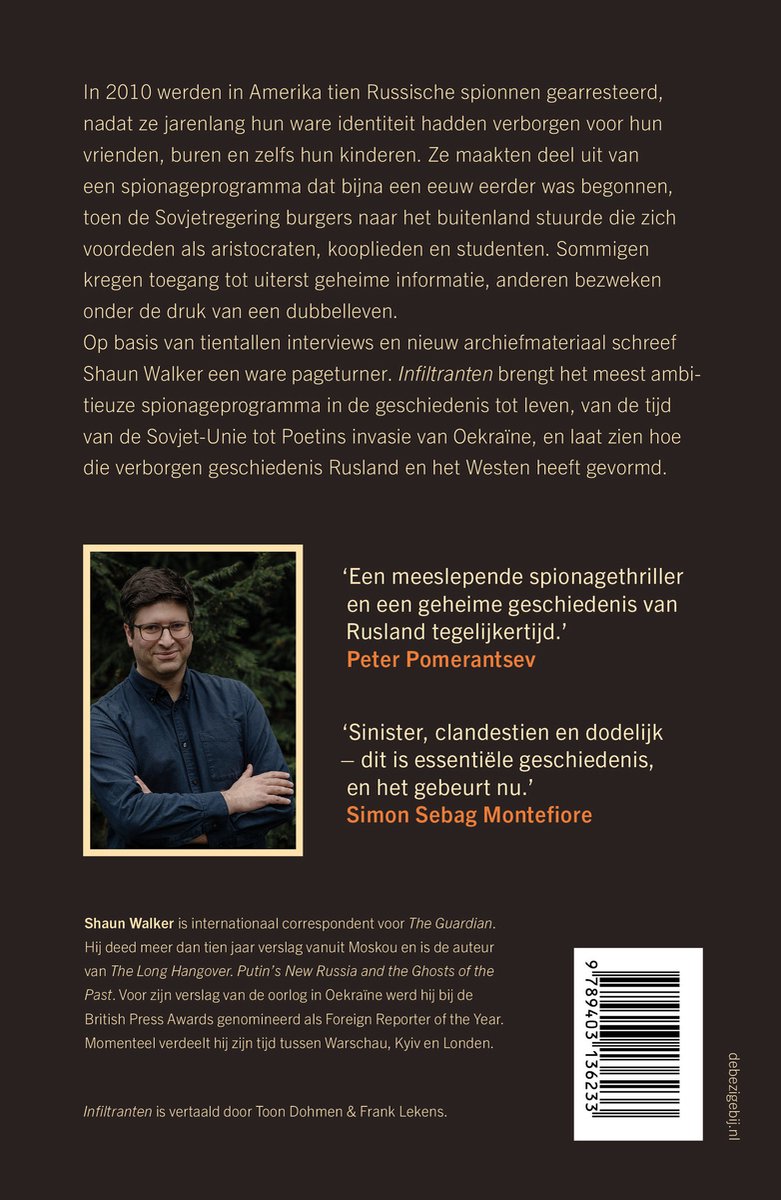Achterkant boek 'Infiltranten', met auteur Shaun Walker, quotes en ISBN.