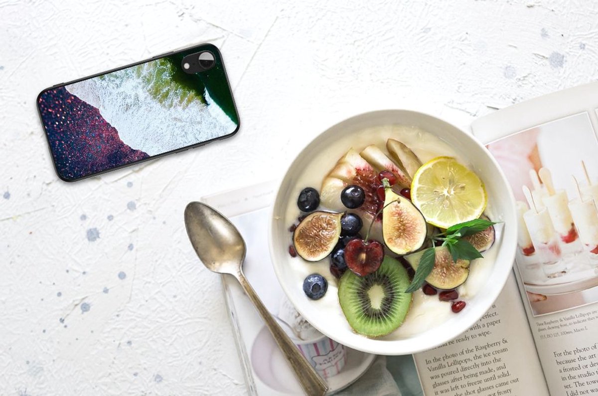 Apple iPhone XR Backcover Sea in Space
