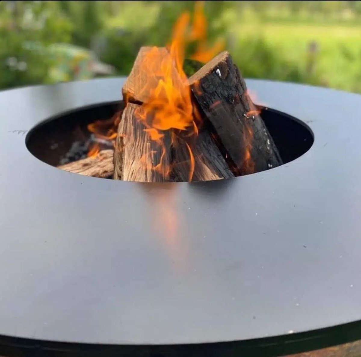 BonFeu BonBiza Vasque à feu 80 cm - Avec plancha et grille de cuisson - Noir