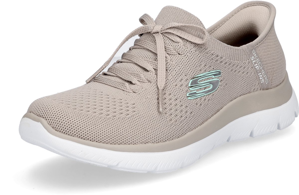 Skechers Summits-New Daily bruin