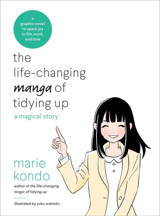 De kaft van 'The Life-changing Manga of Tidying Up' toont een lachende anime-figuur met een gele blazer. Tekst: 'a graphic novel to spark joy in life, work, and love'.