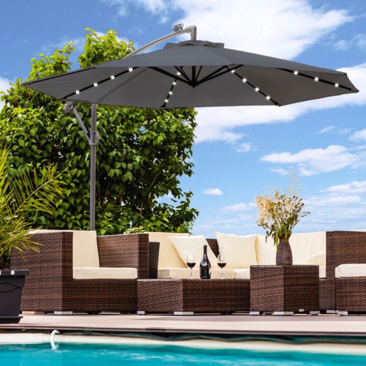 Yolo-deals - Zweefparasol med LED verlichting - Solar - 300cm - UV bestendig - Incl. beschermhoes - Antraciet